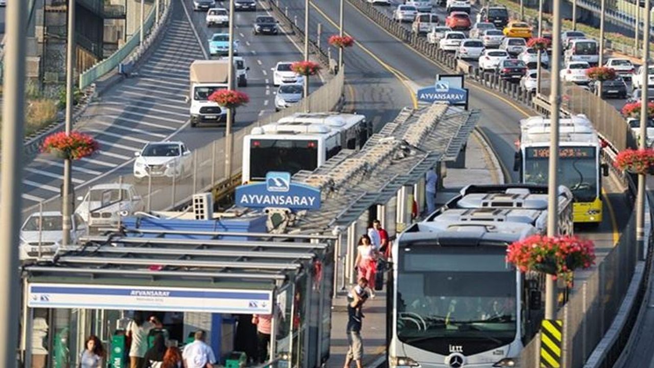 İstanbul'da toplu taşımaya zam