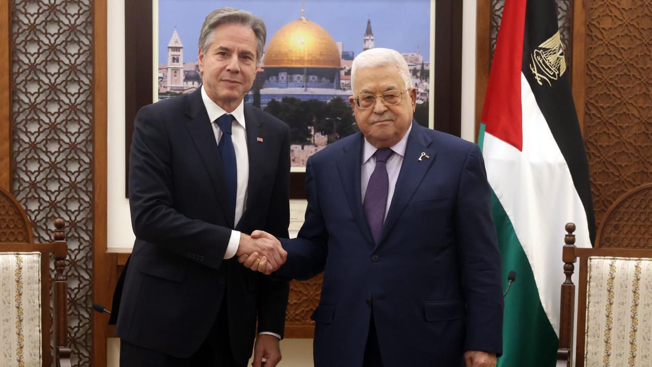 Filistin Devlet Başkanı Abbas Blinken ile bir araya geldi