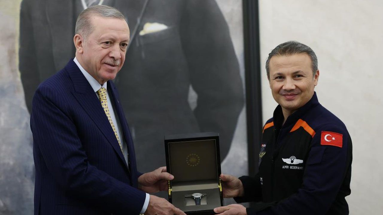 İlk Türk astronot uzaydan döndü! Cumhurbaşkanı Erdoğan, Gezeravcı ve ailesini kabul etti