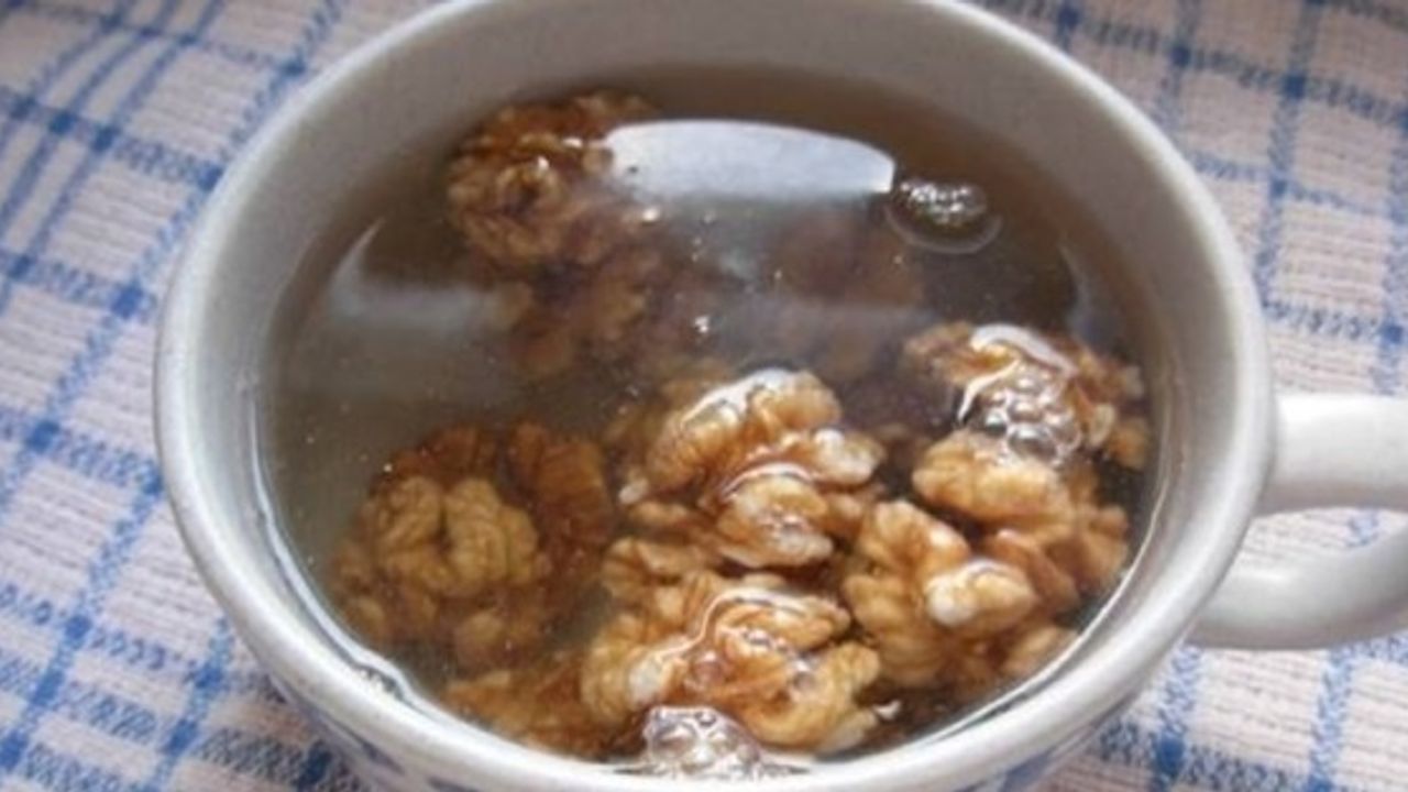 Kabızlık için kayısı ve ceviz suyu