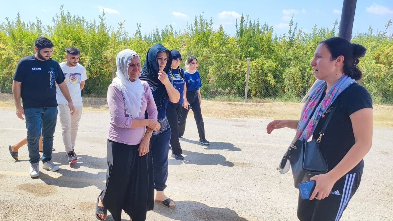 Adana’da Mide Fıtığı Ameliyatı Sonrası Hayatını Kaybeden Genç Kadın Toprağa Verildi