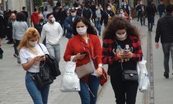 Taksim Meydanı ve İstiklal Caddesi'nde dikkat çeken yoğunluk