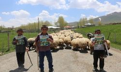 Gürpınarlı çocuklara belediyeden özel hediye