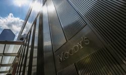 Moody's ABD'nin kredi notunu destekledi