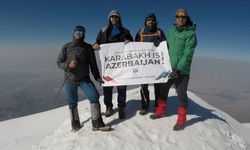 Dağcılar 'Türkiye'nin çatısı'ndan "Ermeni işgaline son" pankartı açtı