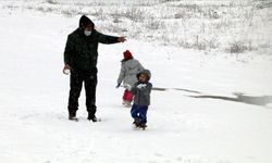 Yıldıztepe Kayak Merkezi kar yağışının ardından beyaz örtüyle kaplandı