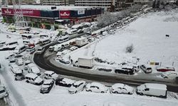 Katar'dan İdlib'e yardım gönderildi