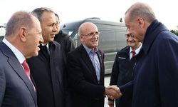 Siyasi kulisleri hareketlendiren buluşma... Mehmet Şimşek Erdoğan ile fotoğraf verdi