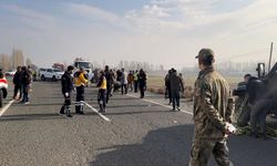 Iğdır'da askeri araç devrildi: 12 asker yaralı