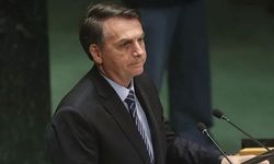 Brezilya'ya dönemeyen Bolsonaro, ABD'de turist vizesine başvurdu