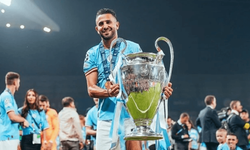 Suudi Arabistan ekibi Al-Ahli, Riyad Mahrez'i kadrosuna kattı