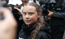 İsrail, Gazze'ye destek veren Greta Thunberg'i müfredattan siliyor