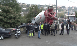 Üsküdar’da beton mikseri 7 aracı ezdi