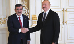 Aliyev ve Cumhurbaşkanı Yardımcısı Yılmaz Bakü'de bir araya geldi