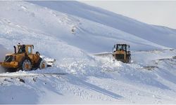 Kars'ta 33 köy yolu ulaşıma kapandı!