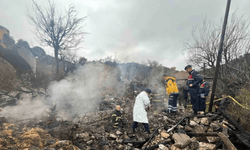 Burdur'un Bucak ilçesinde evde çıkan yangın yaşlı kadını hayattan kopardı
