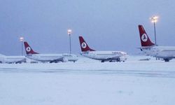 İstanbul'da bazı uçak seferleri iptal edildi