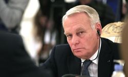 Fransa Dışişleri Bakanı Ayrault Türkiye'de