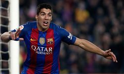 Barcelona Luis Suarez'in sözleşmesini uzattı