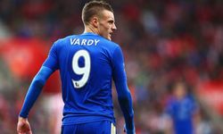 Jamie Vardy İngiltere Premier Lig'te yılın futbolcusu seçildi