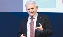 Binali Yıldırım'dan kule görevlileriyle samimi sohbet