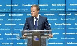 Donald Tusk: İngiltere bir an önce birlikten çıksın