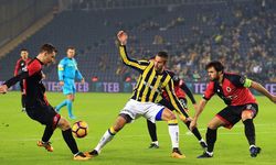 van Persie kamptan ayrıldı