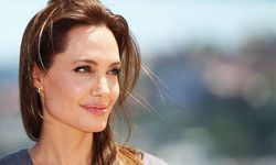 Angelina Jolie, reklam gelirini hayır kurumuna bağışlayacak