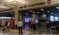 Atatürk Havalimanı'ndaki metro vagonunda dehşet!