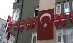 CHP ilçe başkanlığı kapısına tehdit notu!