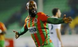 Vagner Love, Ronaldo'yu geçti, tek rakibi Messi!