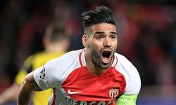 Monaco, Falcao'nun sözleşmesini 2020'ye kadar uzattı