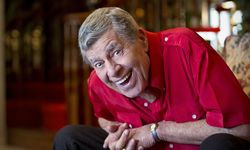 Ünlü komedyen Jerry Lewis hayatını kaybetti