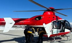 Ambulans helikopter hamile kadın için havalandı