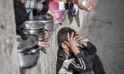 Gazze'de 7 çocuk daha "açlıktan" öldü