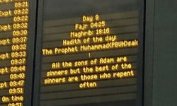 Londra tren istasyonuna Hz. Muhammed'in hadisini yansıttılar