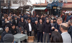 Davutoğlu Yalvaç'ta partisinin adayını tanıttı