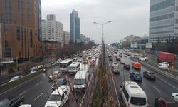 İstanbul'da trafik yoğunluğu yüzde 83'e ulaştı