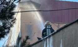 Diyarbakır’da oto boya dükkanında yangın: 3 işçi dumandan