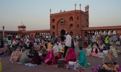 Hindistan'da Ramazan ayının ilk iftarı yapıldı