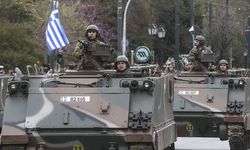 Yunanistan'da kadınları gönüllü askere alma planı