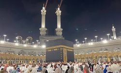 Mescid-i Haram'ı binlerce Müslüman ziyaret etti