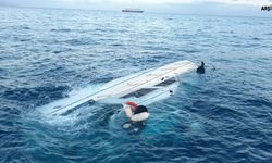 77 kişiyi taşıyan tekne alabora oldu! 16 kişi hayatını kaybetti...