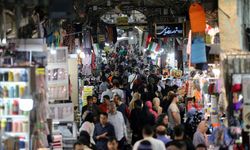 İran’da Ramazan bayramı alışverişi yoğunluğu