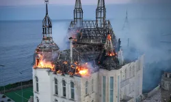 Rusya 'Harry Potter Kalesi'ni vurdu: Ölü ve yaralılar var