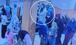 Sen nasıl bir alçakmışsın öyle! Başörtü takıp camide kadınların arasında namaz kılarak taciz etti