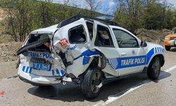 Isparta’da kazaya müdahale eden ambulans ve polis aracına başka bir otomobil çarptı