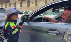 Çocuklar trafik polisi oldu, denetimlere katıldı