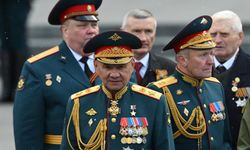 Putin Savunma Bakanı Şoygu’yu görevden aldı