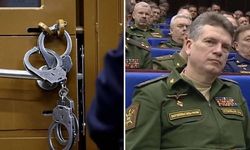 Rusya'da yolsuzluk krizi: Korgeneral, evinde yaka paça gözaltına alındı!